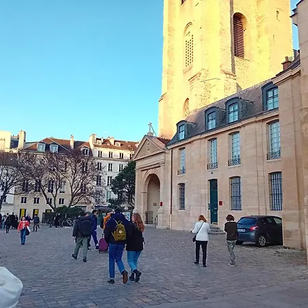 1mins At Gare Montparnasse, Center , Close To Eiffel Tour And Louvre Meusm,awesome Place *